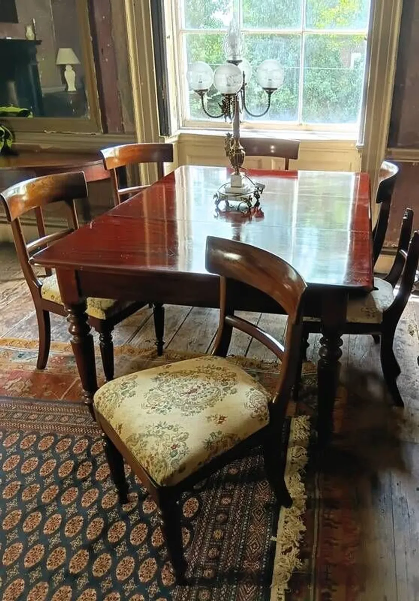 Antique mahogany Diningroom  Table and Chairs - Image 1