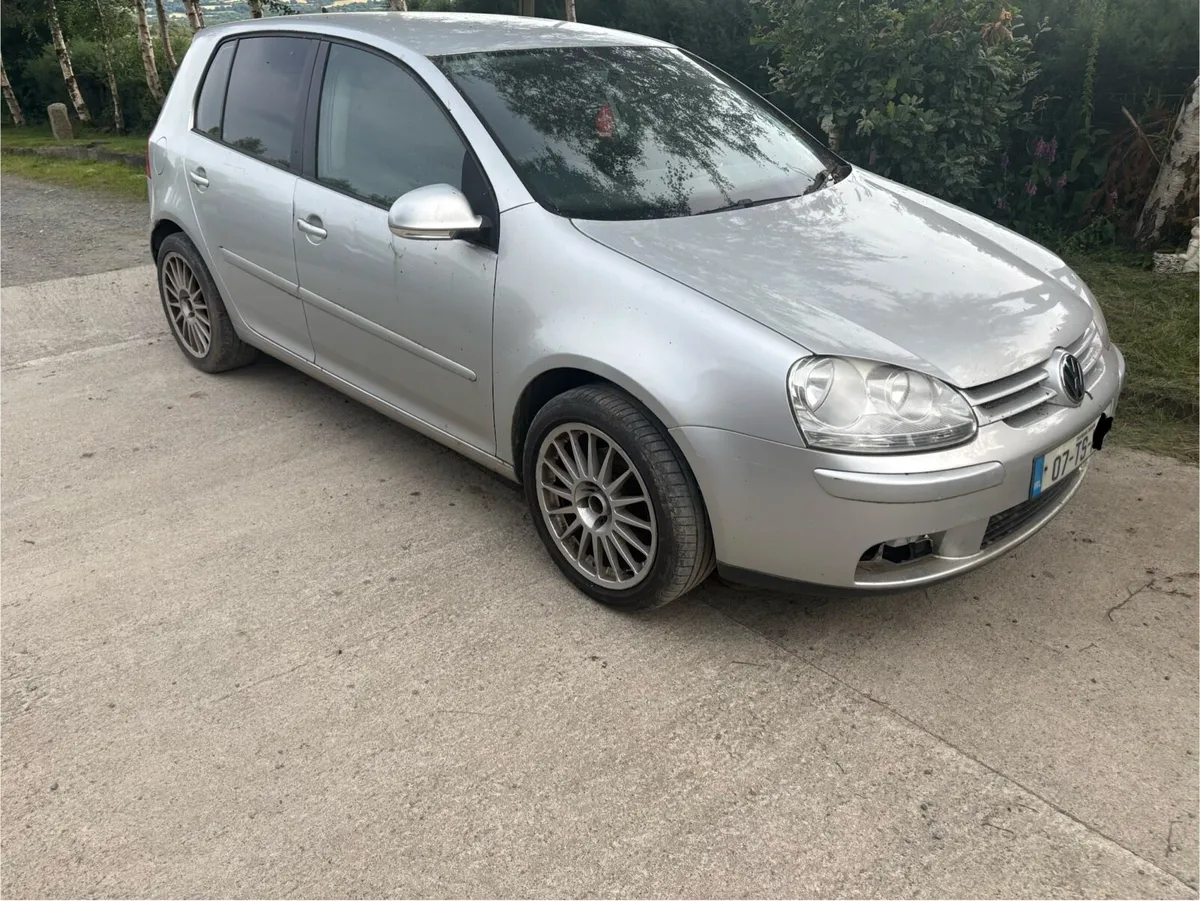Volkswagen  Golf - Image 1