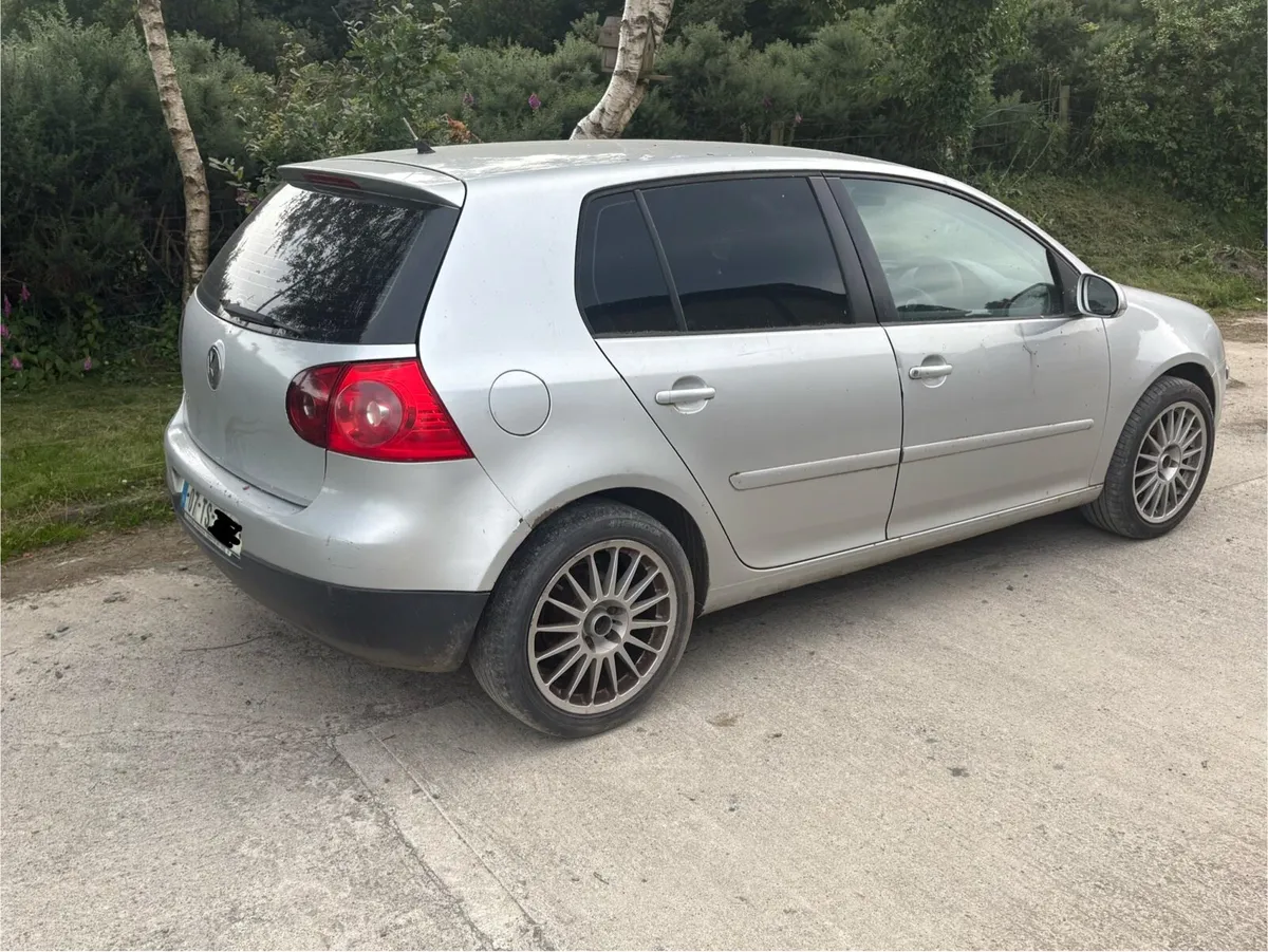 Volkswagen  Golf - Image 2