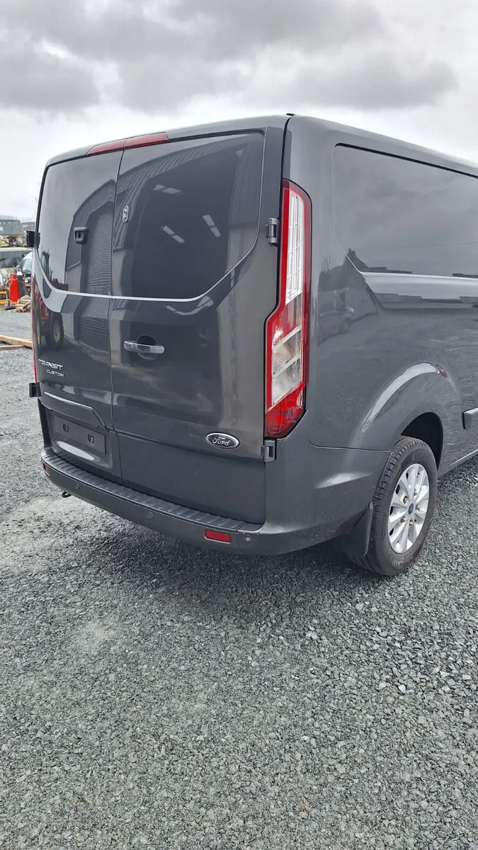 2023 Ford Transit Custom For Dismantling - Image 4