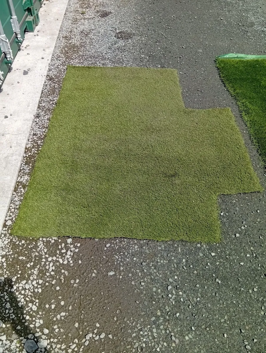 Artificial Quality Grass 3pices 45mm - Image 4