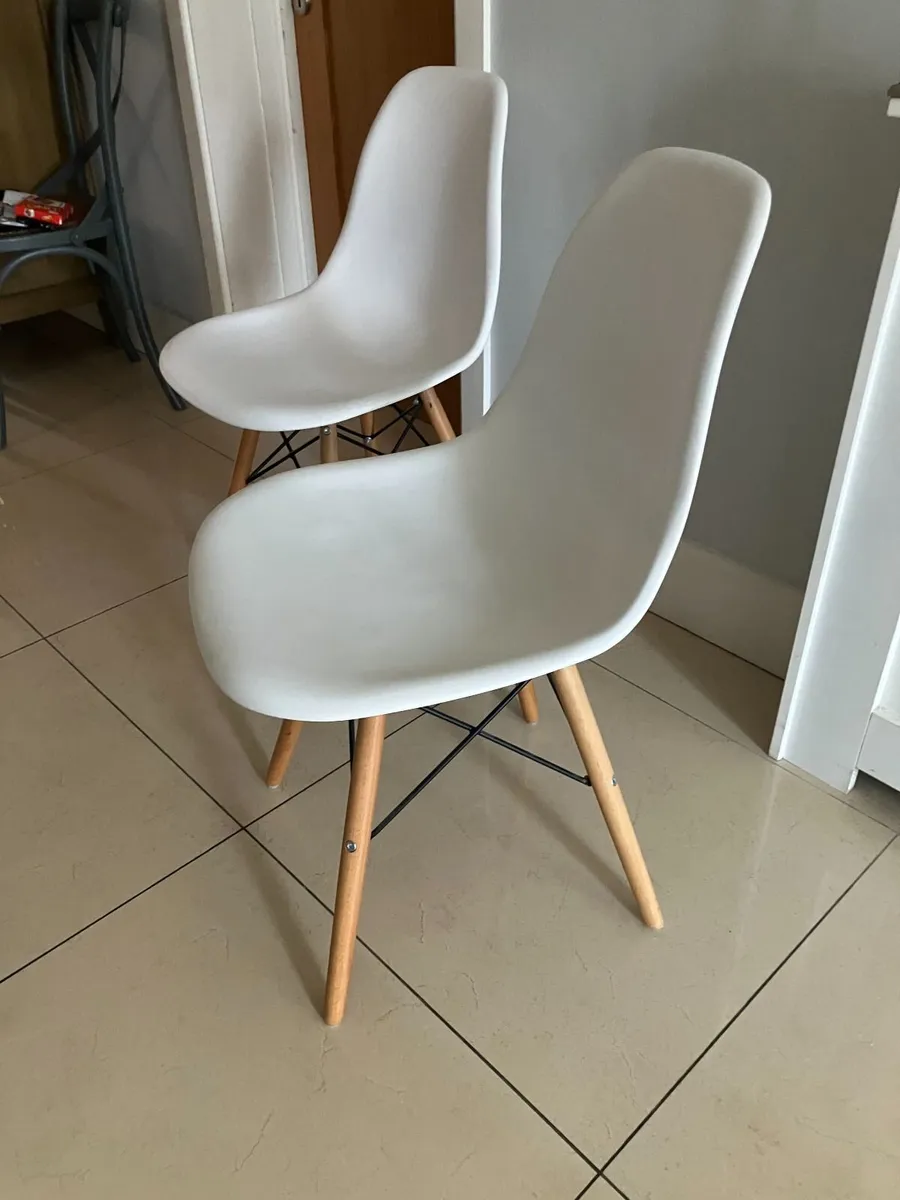 2 Contemporary White Chairs with Oak Legs - Image 1