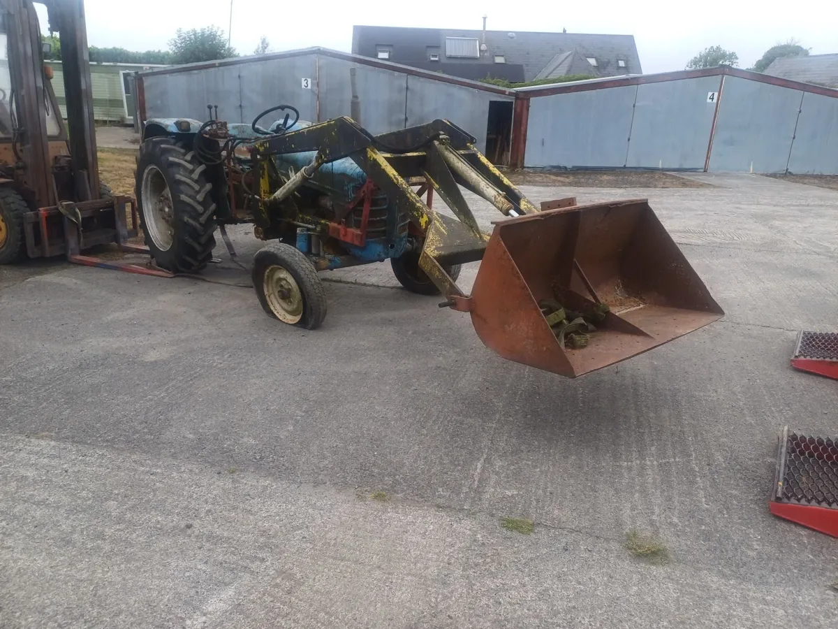 front loader - Image 2