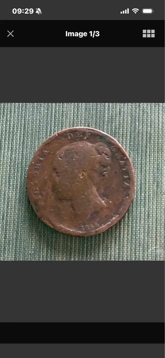 1854 Queen Victoria Early Copper Half Penny - Image 1