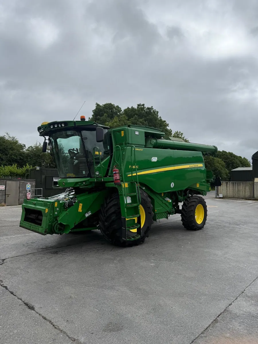 John Deere T560i - Image 2