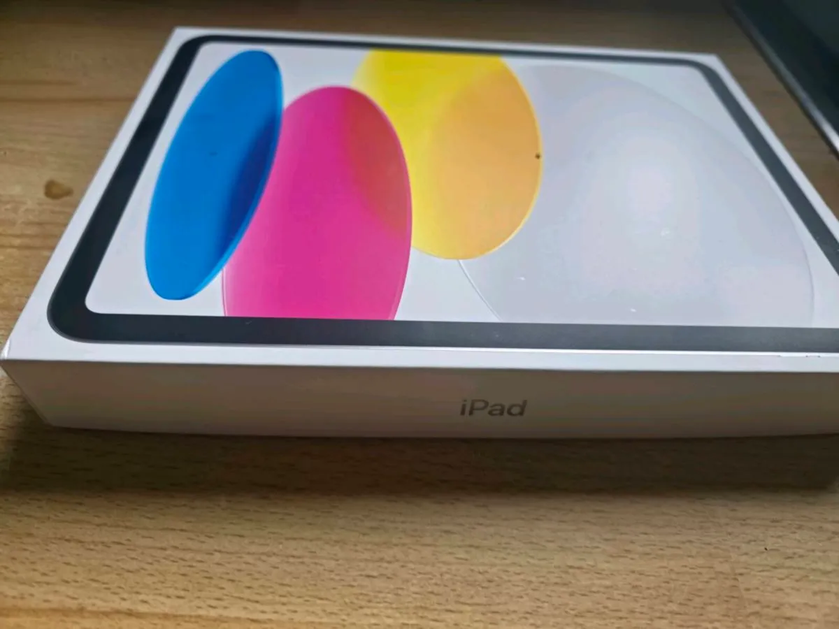 I pad - Image 1