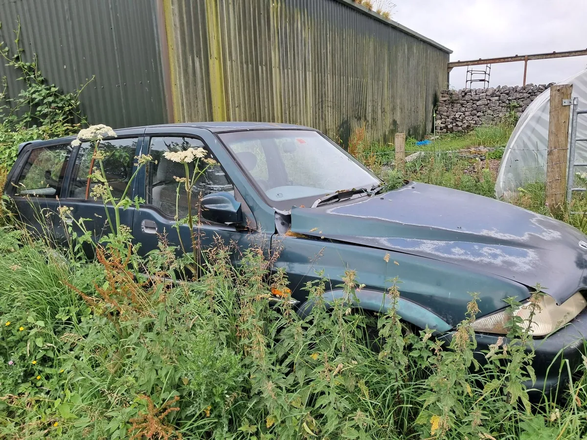 breaking for spares Daewoo Muso Landrover - Image 4