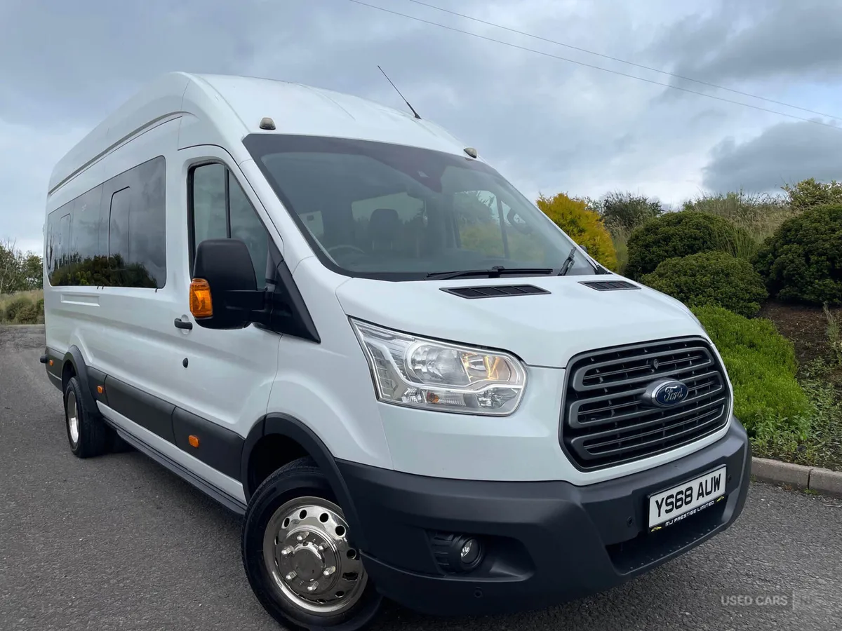 Ford Transit 460 L4 MINIBUS DIESEL RWD - Image 1