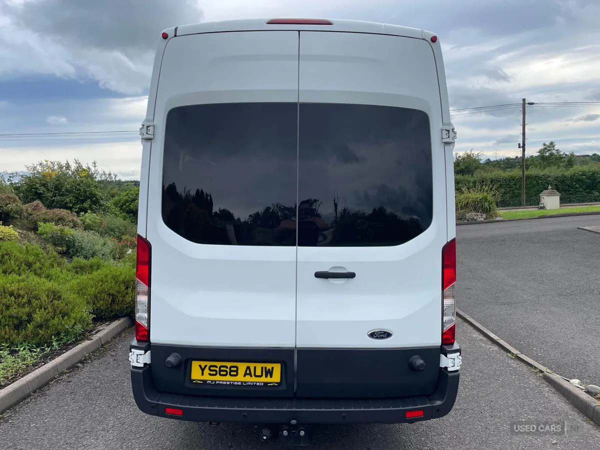 Ford Transit 460 L4 MINIBUS DIESEL RWD - Image 4