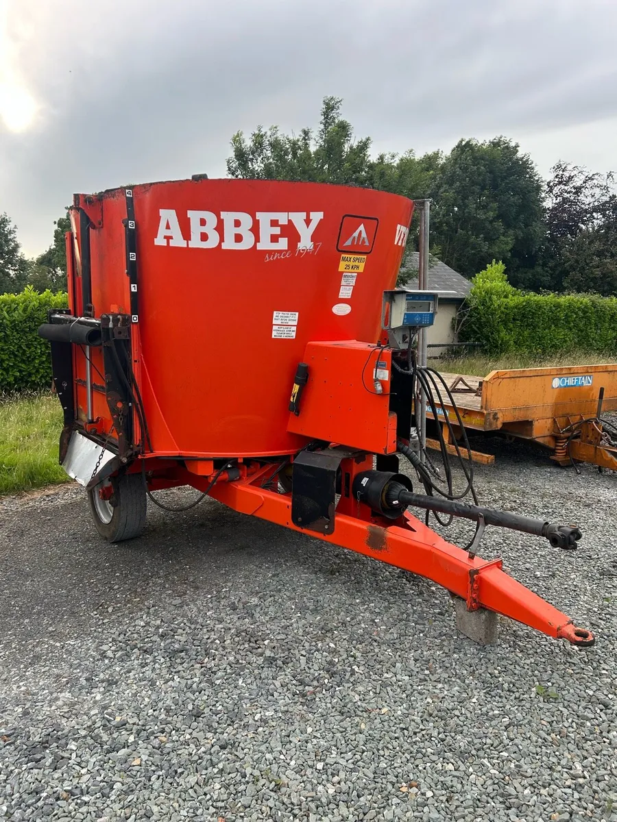Abbey VF 800 Tub feeder - Image 1