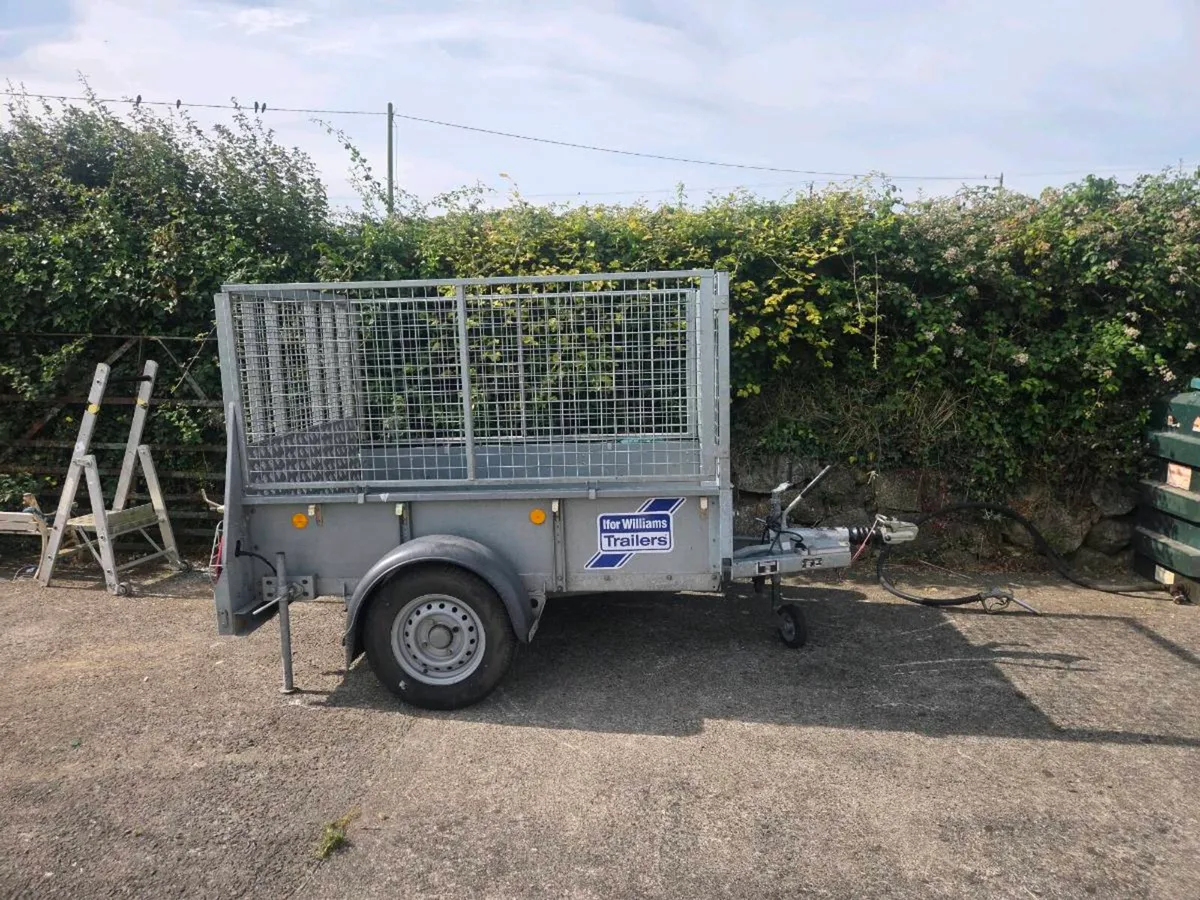 Ifor williams - Image 1