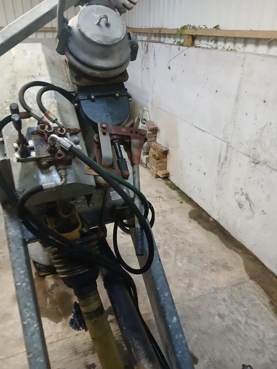 Cross Agitator - Image 2