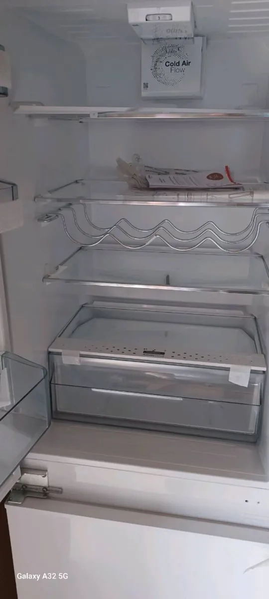 Fridge freezer - Image 2