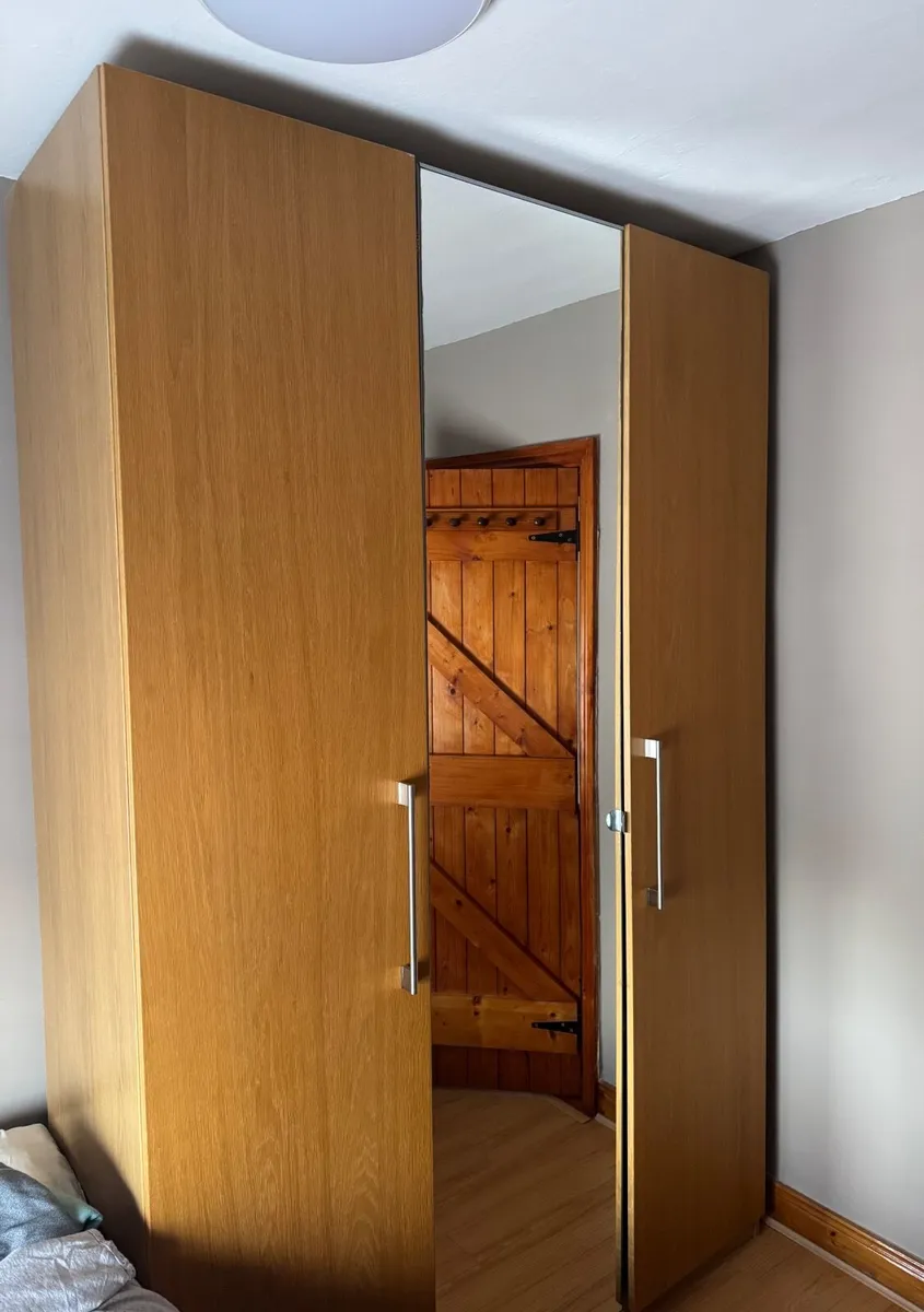 House hold - Image 3