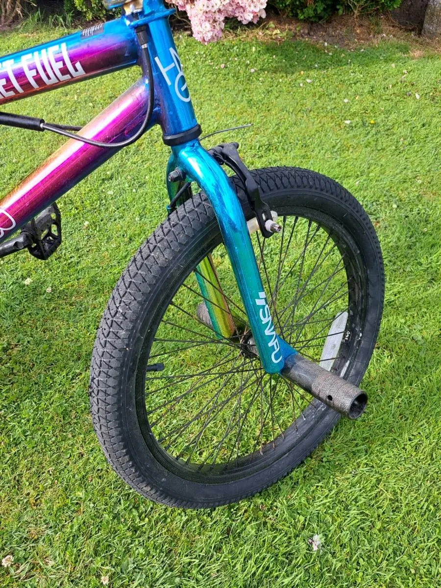 Rainbow bmx bike for teenagers - Image 4