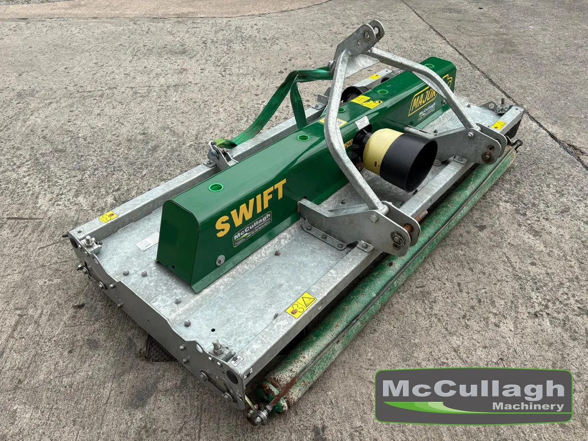 2023 Major 240 Swift Topper - Image 1