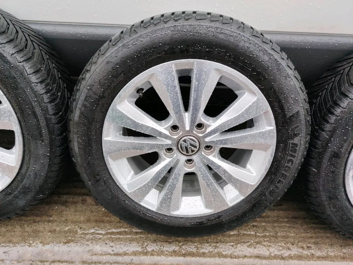VW alloy wheels - immaculate. - Image 4