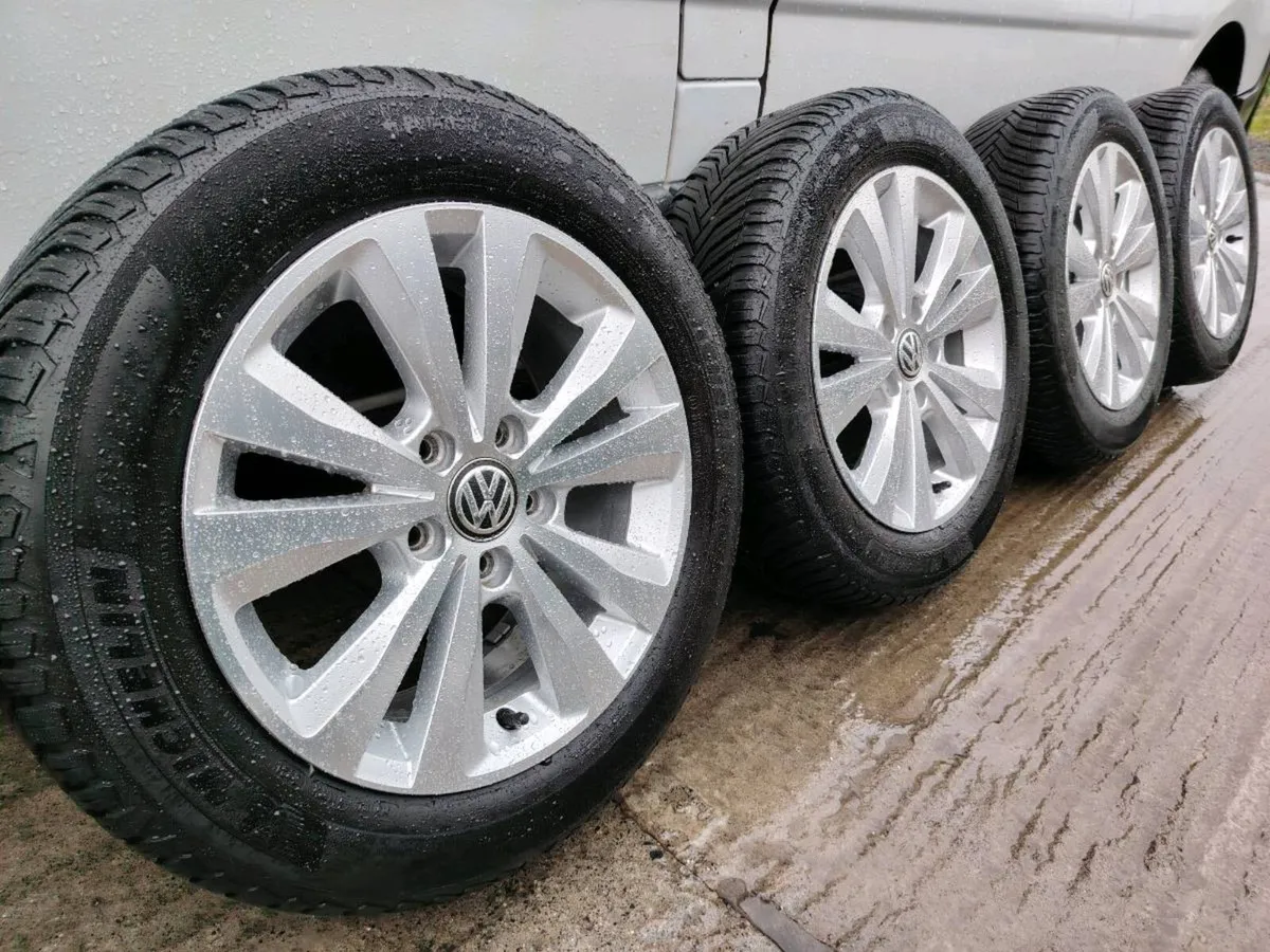 VW alloy wheels - immaculate. - Image 1