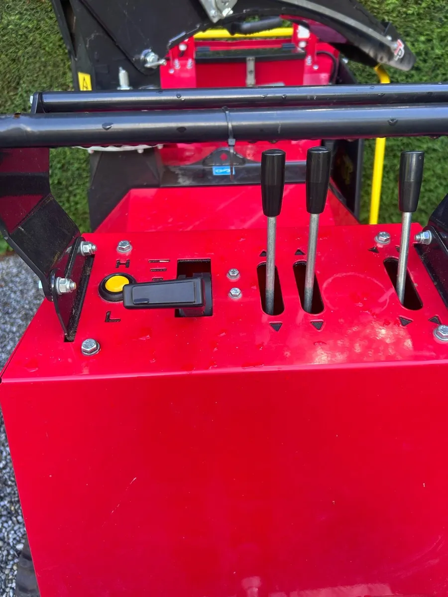 Wood chipper tp 175 tracked - Image 4