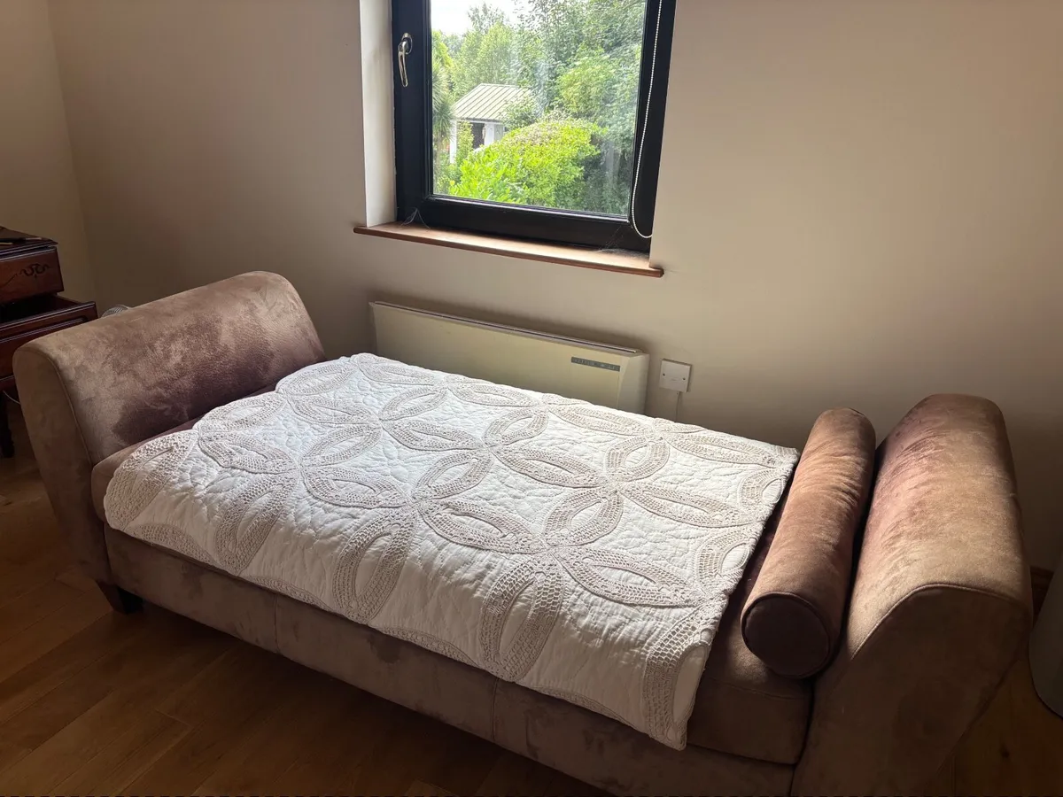 Chaise - Image 3