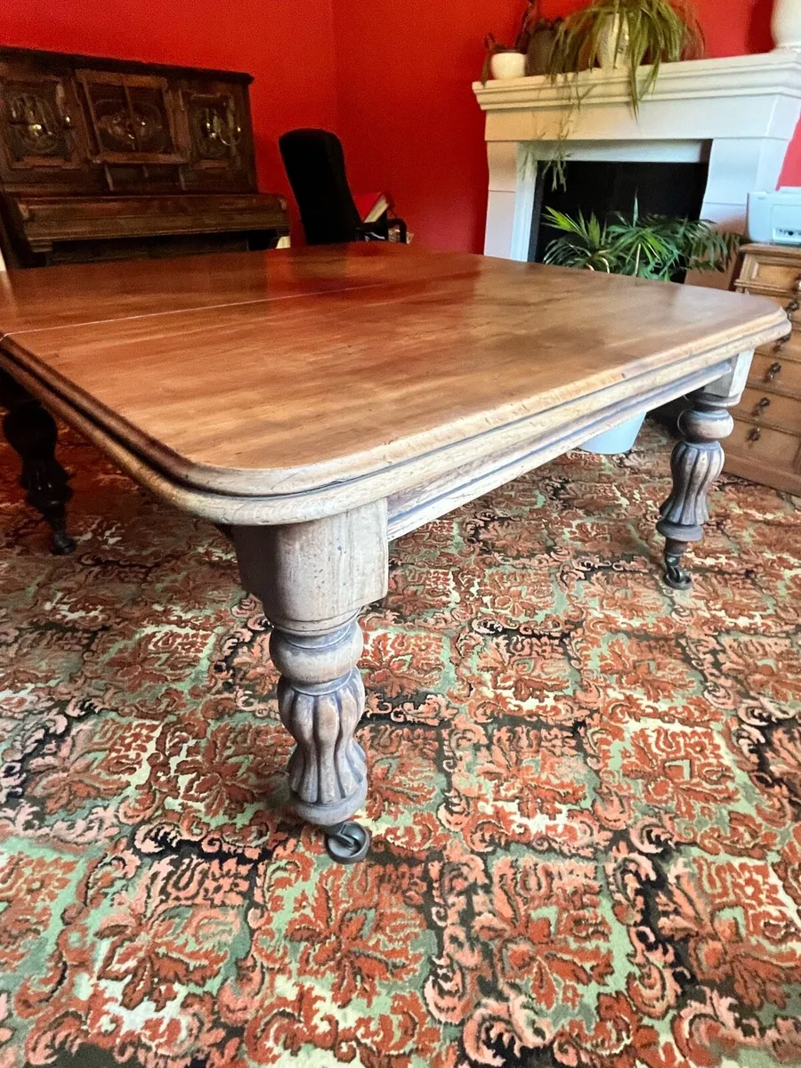Solid mahogany table - Image 4