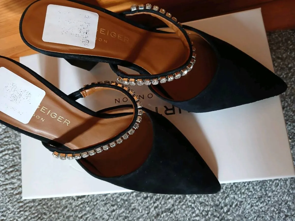 Kurt Geiger Crystal Pointed Mule Heels €90 ONO - Image 2