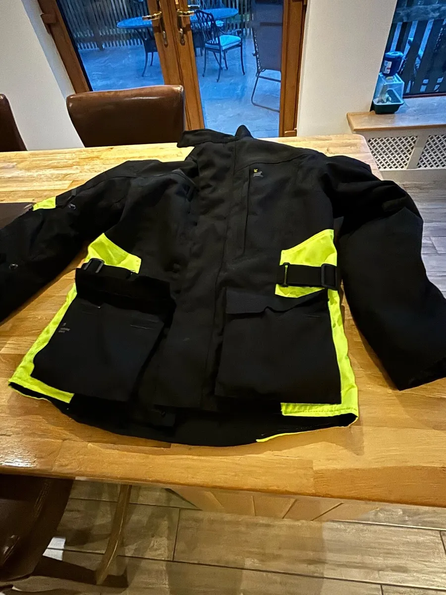 Bike jacket - Image 2