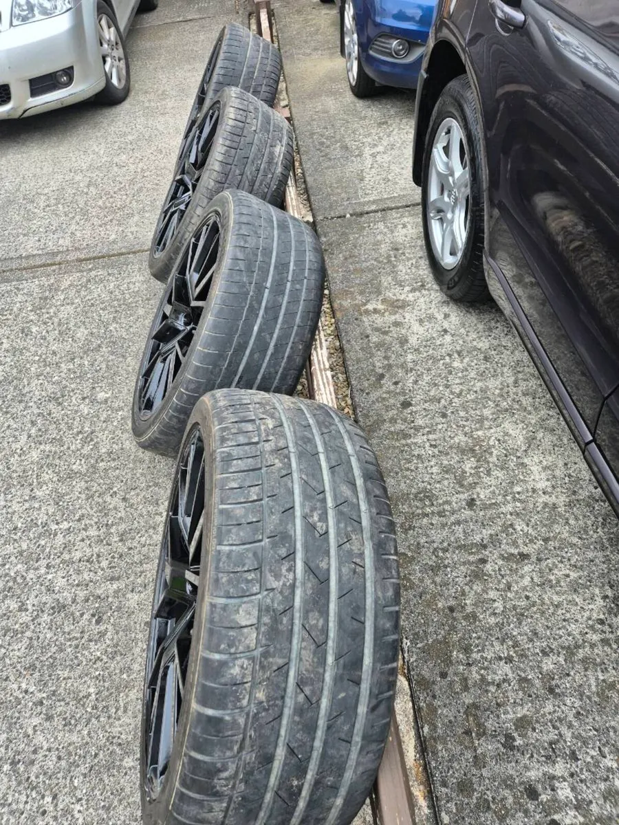 Wheels & Tyres - Image 1