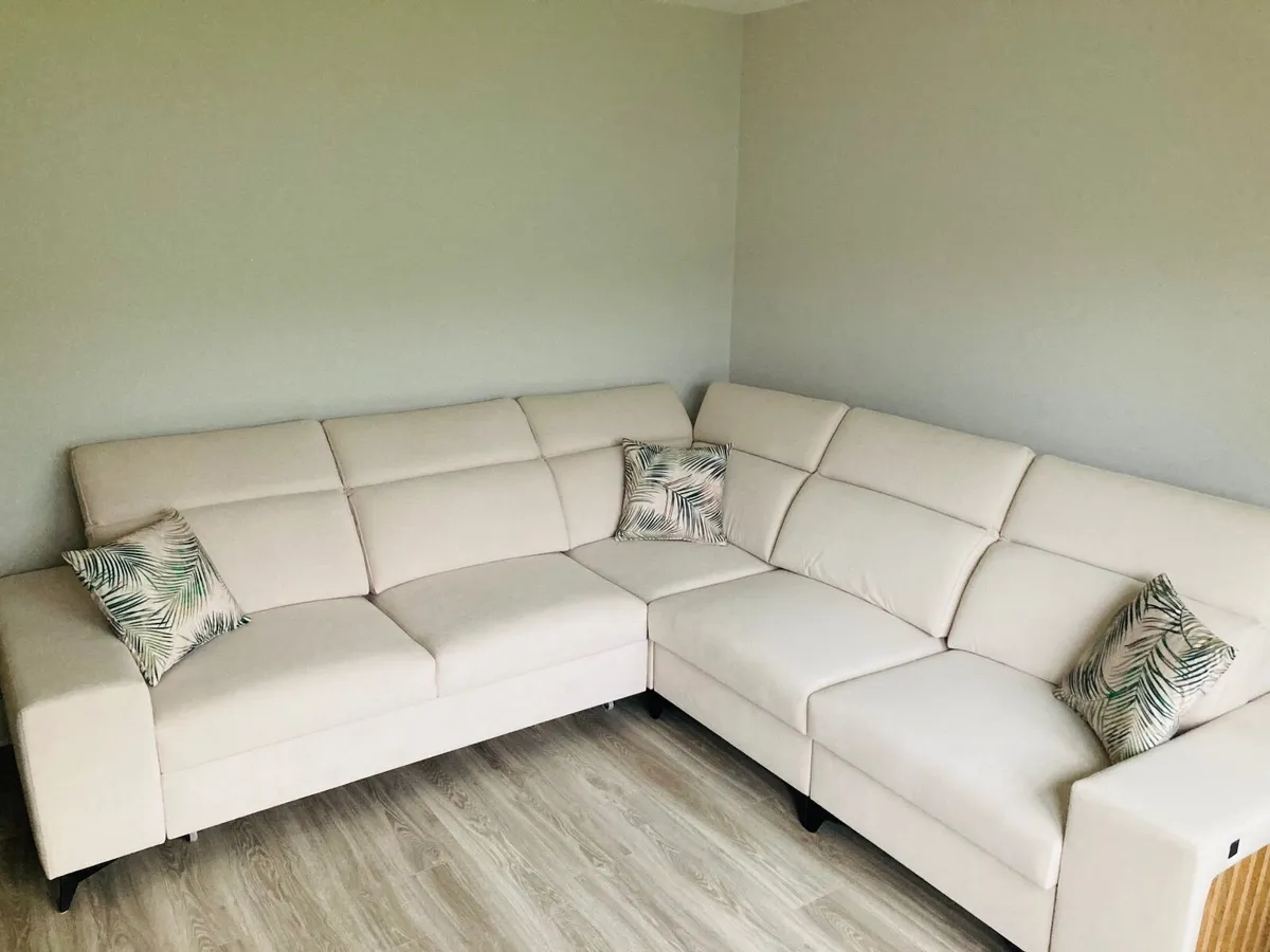 Corner sofa-bed - Image 1