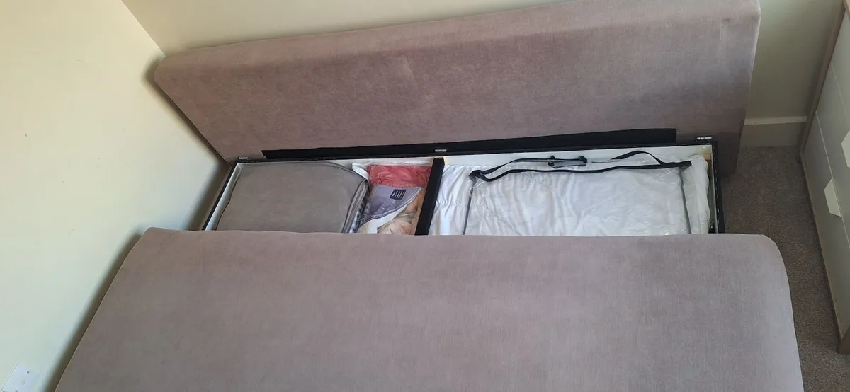 Sofa bed - Image 2