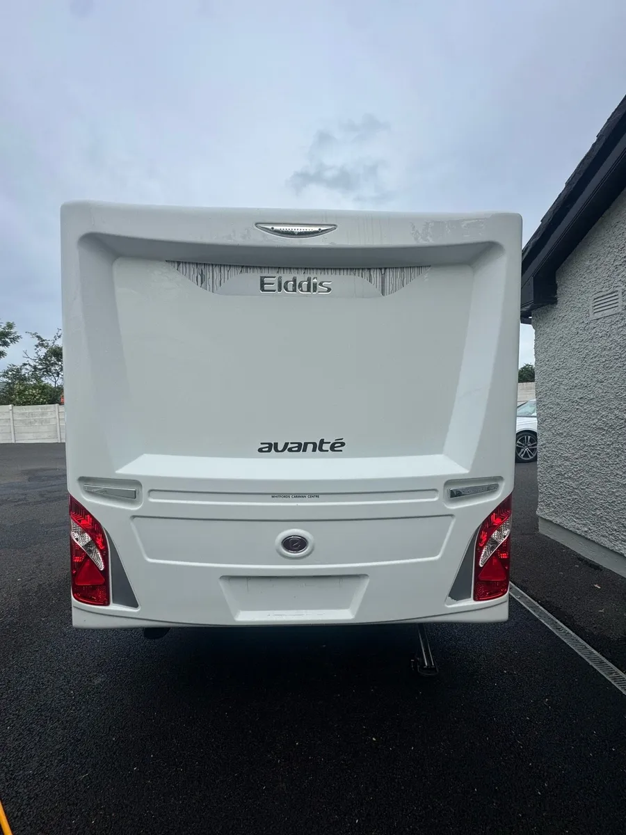 2019 Elddis Avante 550- Island Bed 4 Berth - Image 2
