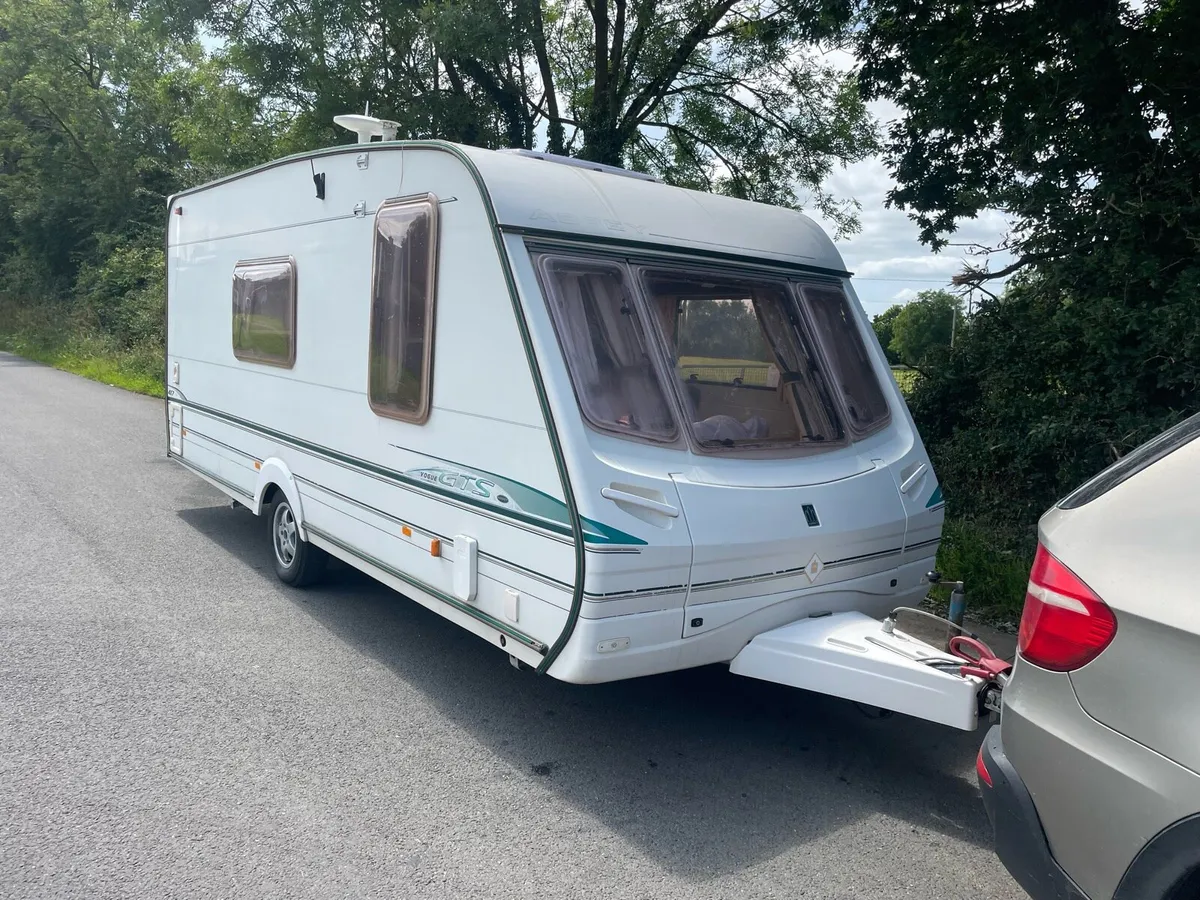 4 berth caravan L shape lounge - Image 1