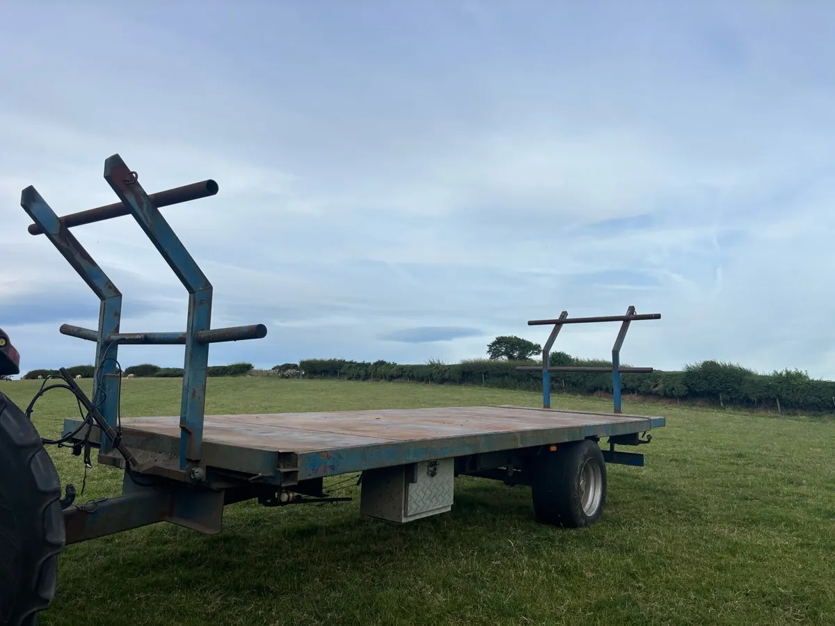 Bale Trailer - Image 2