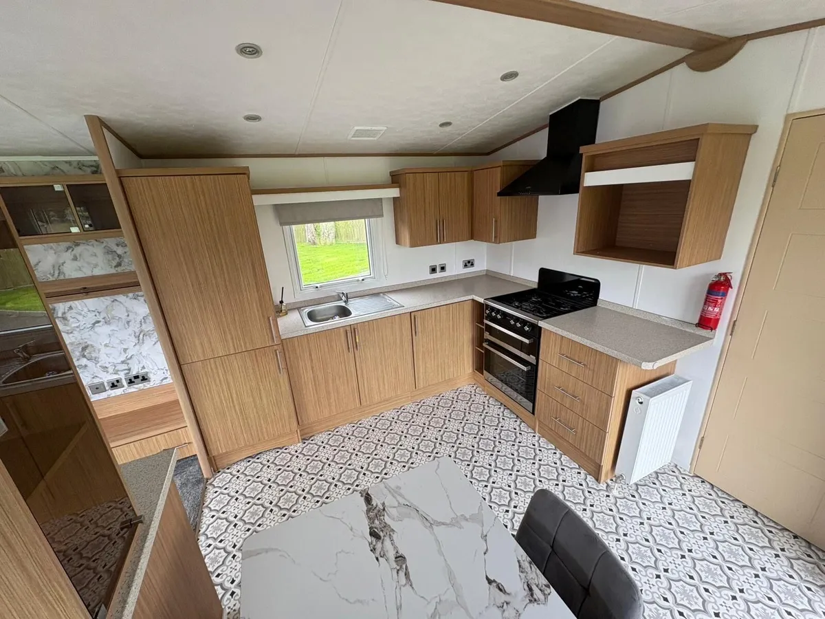 Abi windermere 38-13 3 bed  At TPS caravans sale - Image 4