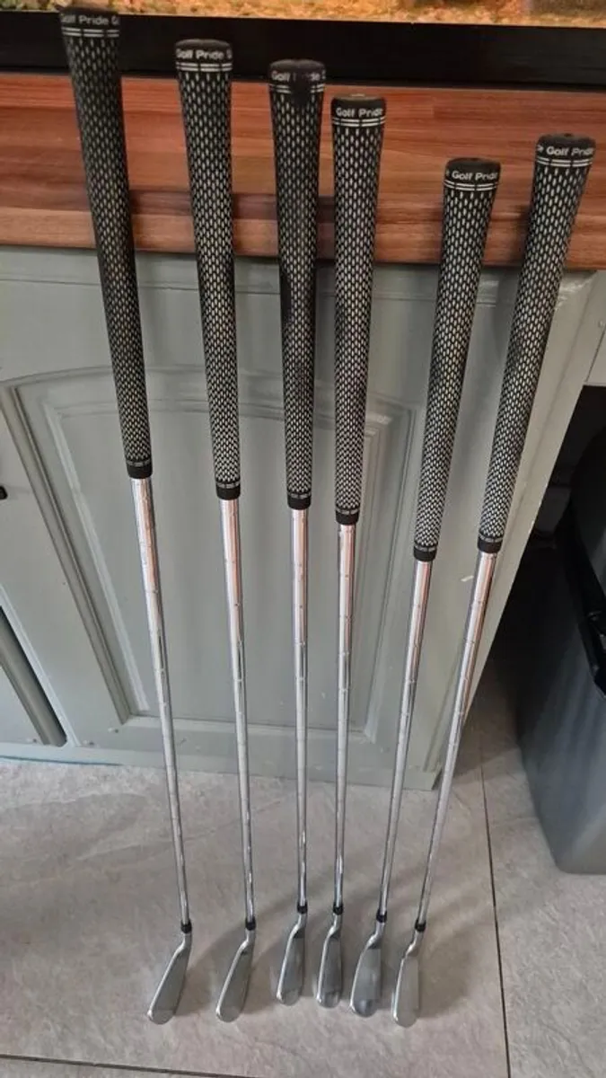 for sale ..titleist AP2, 718 - Image 1