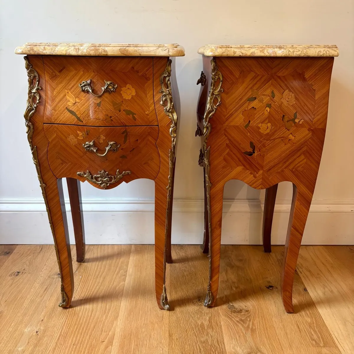 Pair of French Louis XV style Bedside Lockers - Image 3