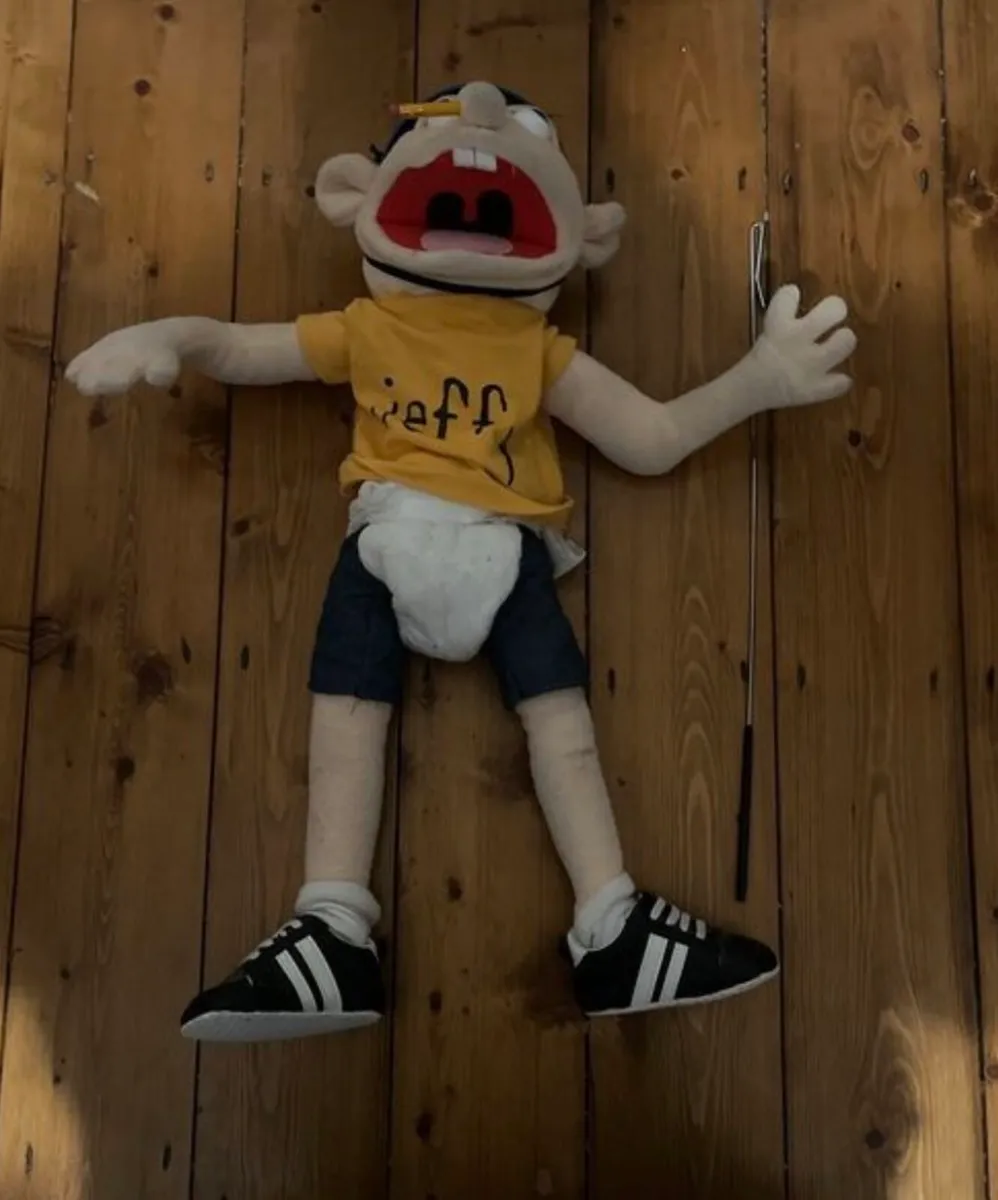 Jeffy Puppet original SML Merch - Image 2