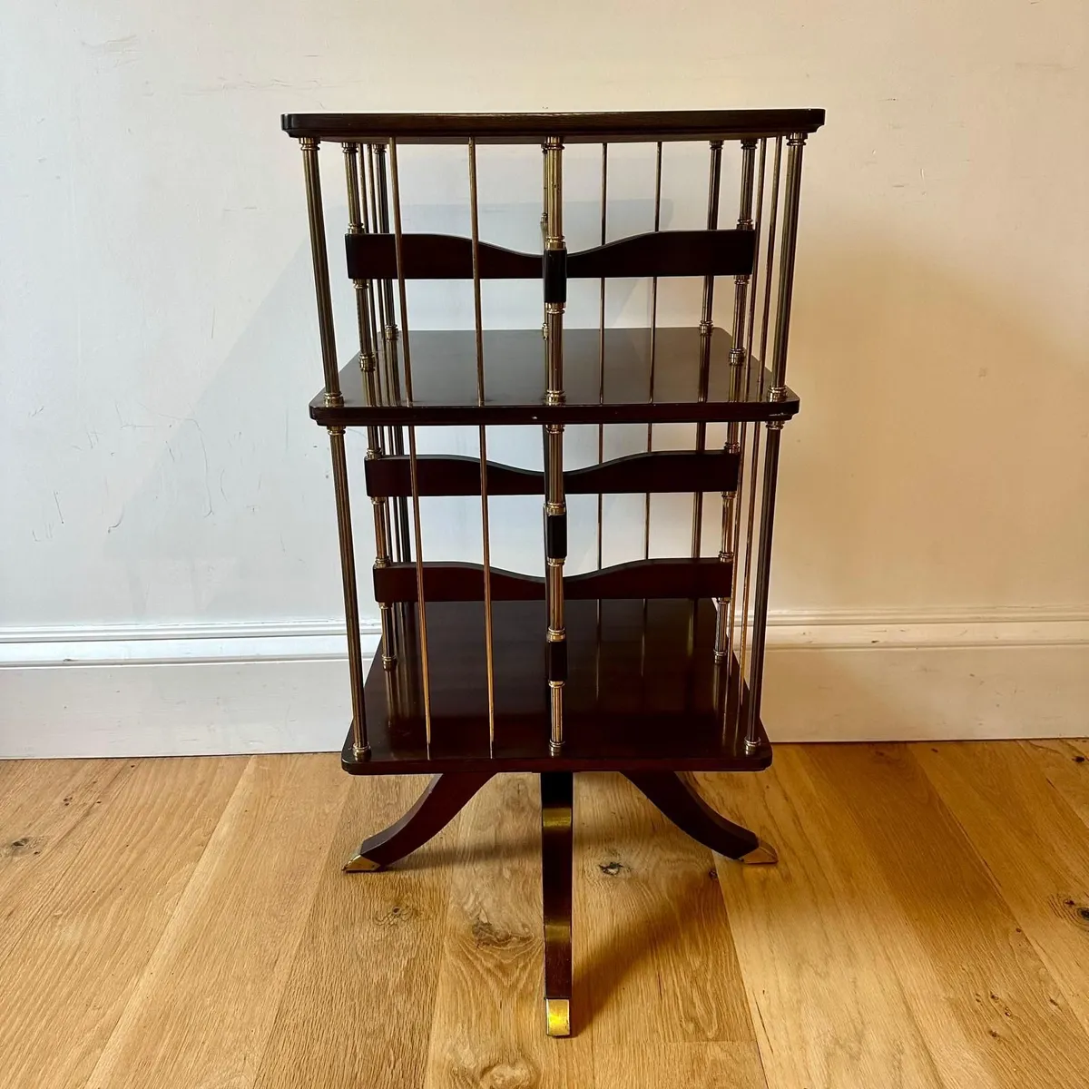 1960s three-tier Revolving Bookcase - Image 3