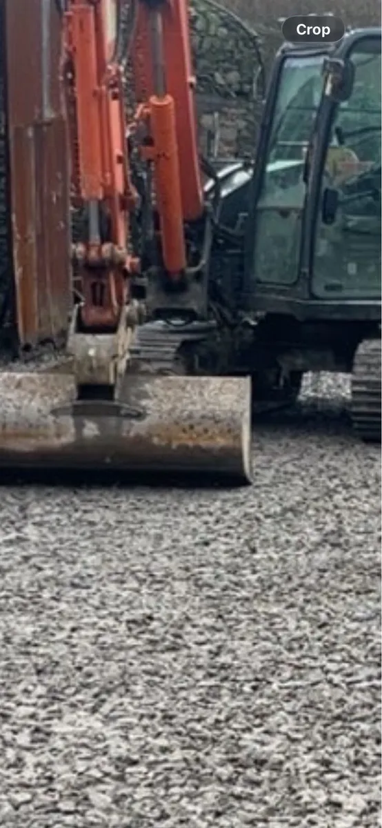 *** Wanted Hitachi 85 -5 Lifting Ram ***