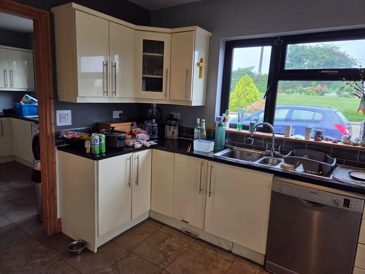 Granite Kitchen Worktops - Image 2