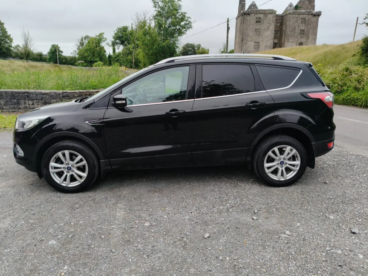 Ford Kuga 1.5 120PS 6 SPEED - Image 2