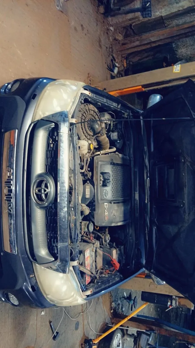Toyota Hilux parts 3.0 d4d 05 to 12 - Image 4