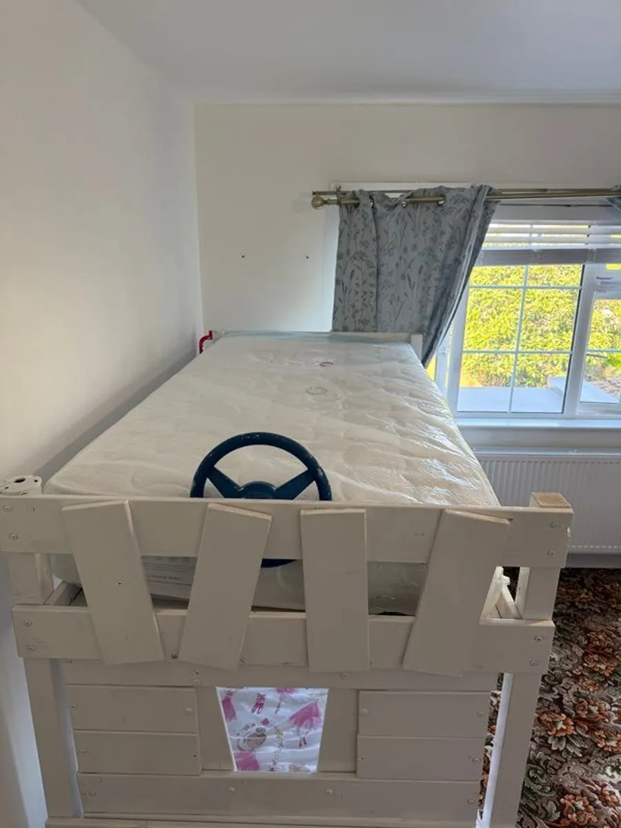 Solid wood bunk bed pirate - Image 1