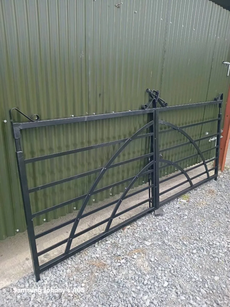 Gates - Image 2
