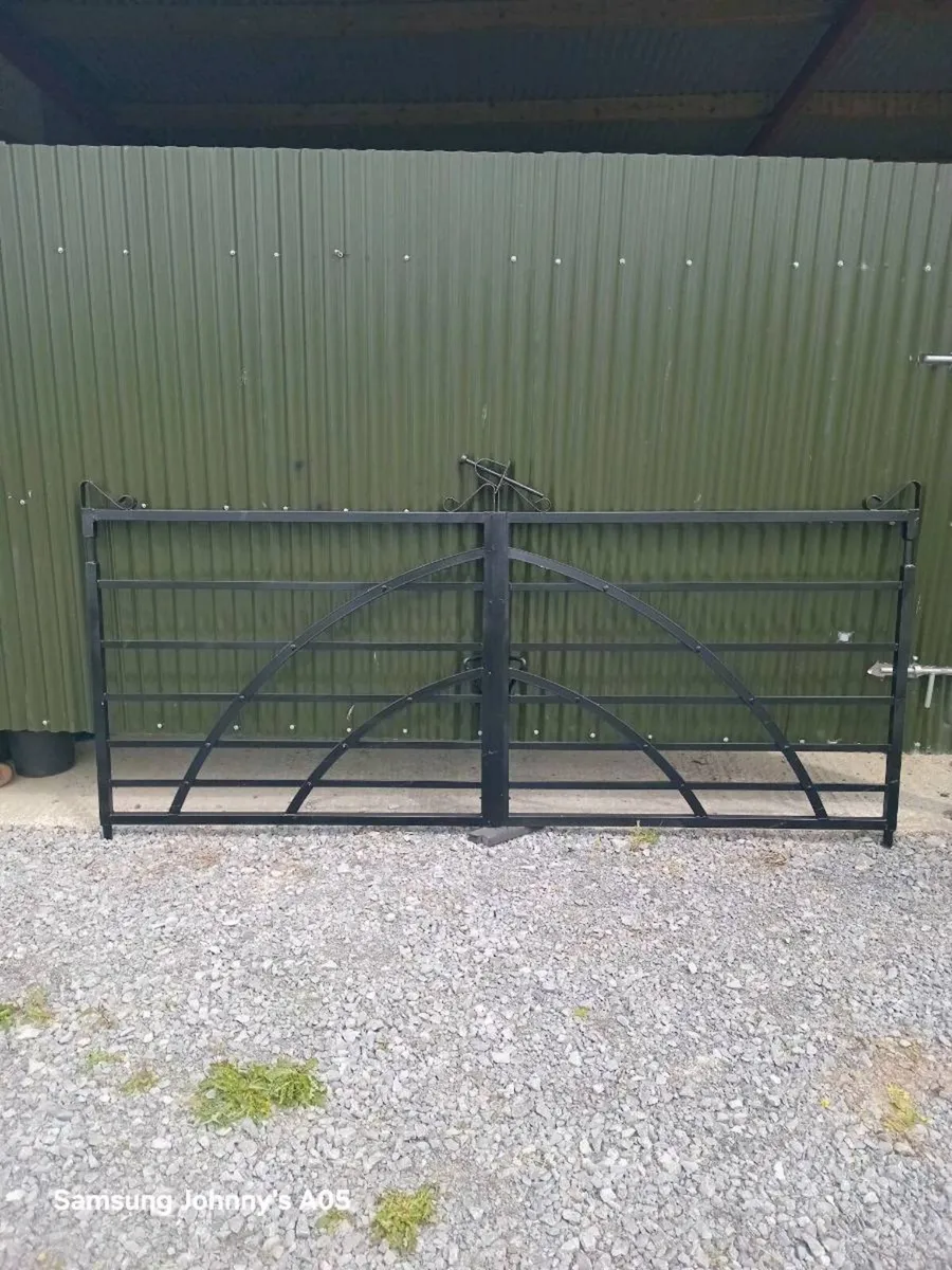 Gates - Image 3