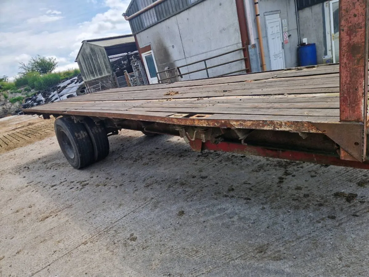 Bale trailer - Image 4