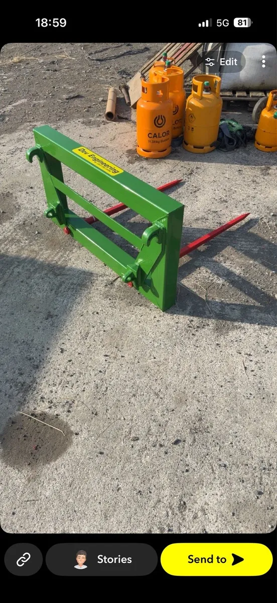 New Bale spike - Image 2