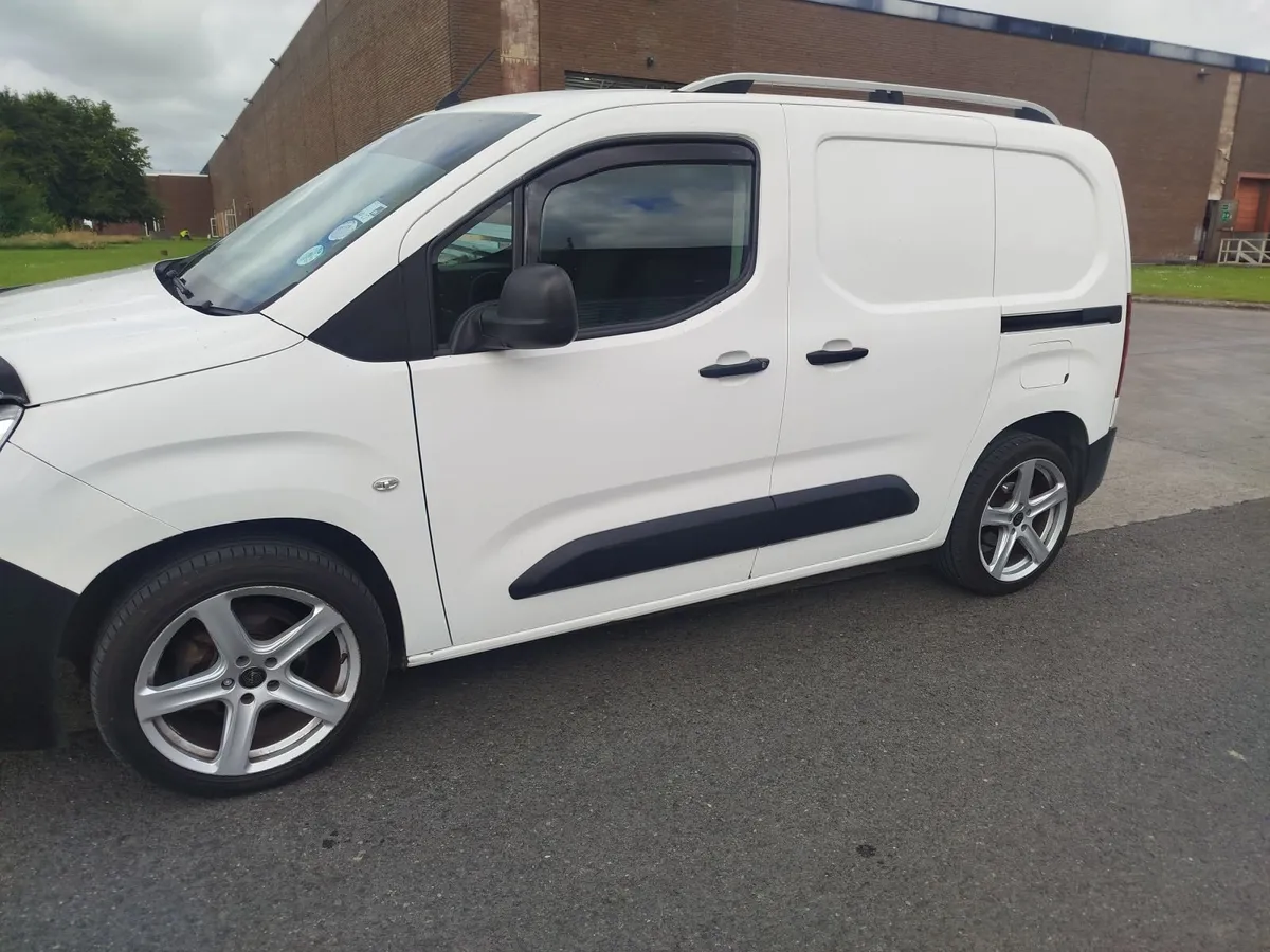 Citroen Berlingo 2020 - Image 1