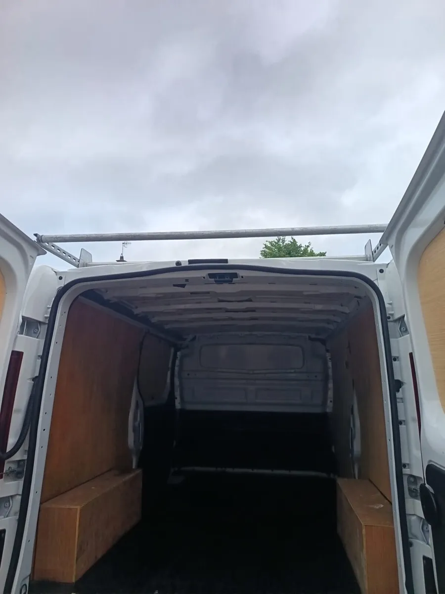 David Murphy 4 bar roof rack for renault traffic - Image 3