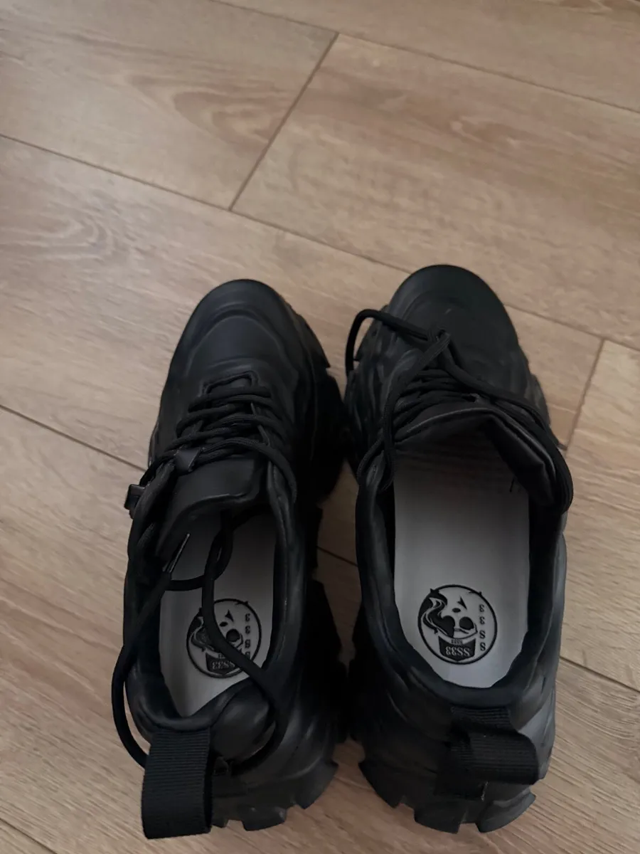 Shoes - Image 3